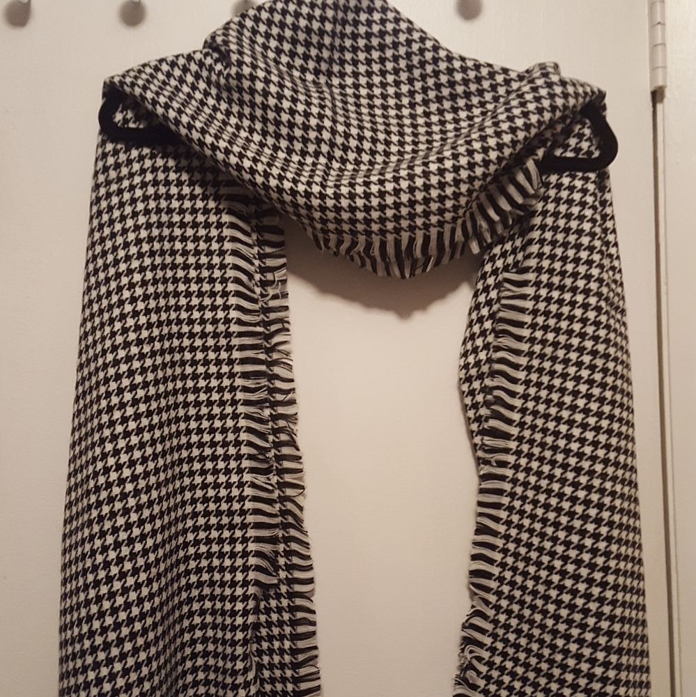 NWOT Wrap - Picture 2 of 6